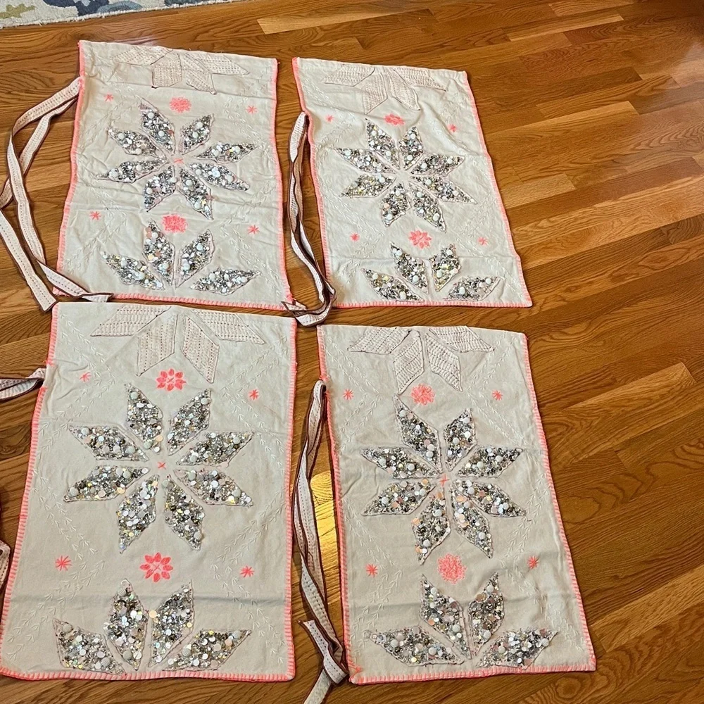 Free People One Perfect Present Gift Sack, Gift Bag, Snowflake, NEW